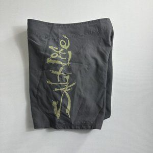 SALT LIFE Men’s Gray‎ STEALTH BOMBERZ Board Shorts SLX-QD  Size 32 Active Beach